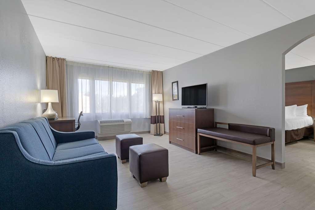 Clarion Hotel & Suites BWI Airport North Baltimore Zimmer foto